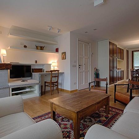 Joivy Superb Apartments For 6 With Mountain View And Garden In Courmayeur Exteriér fotografie