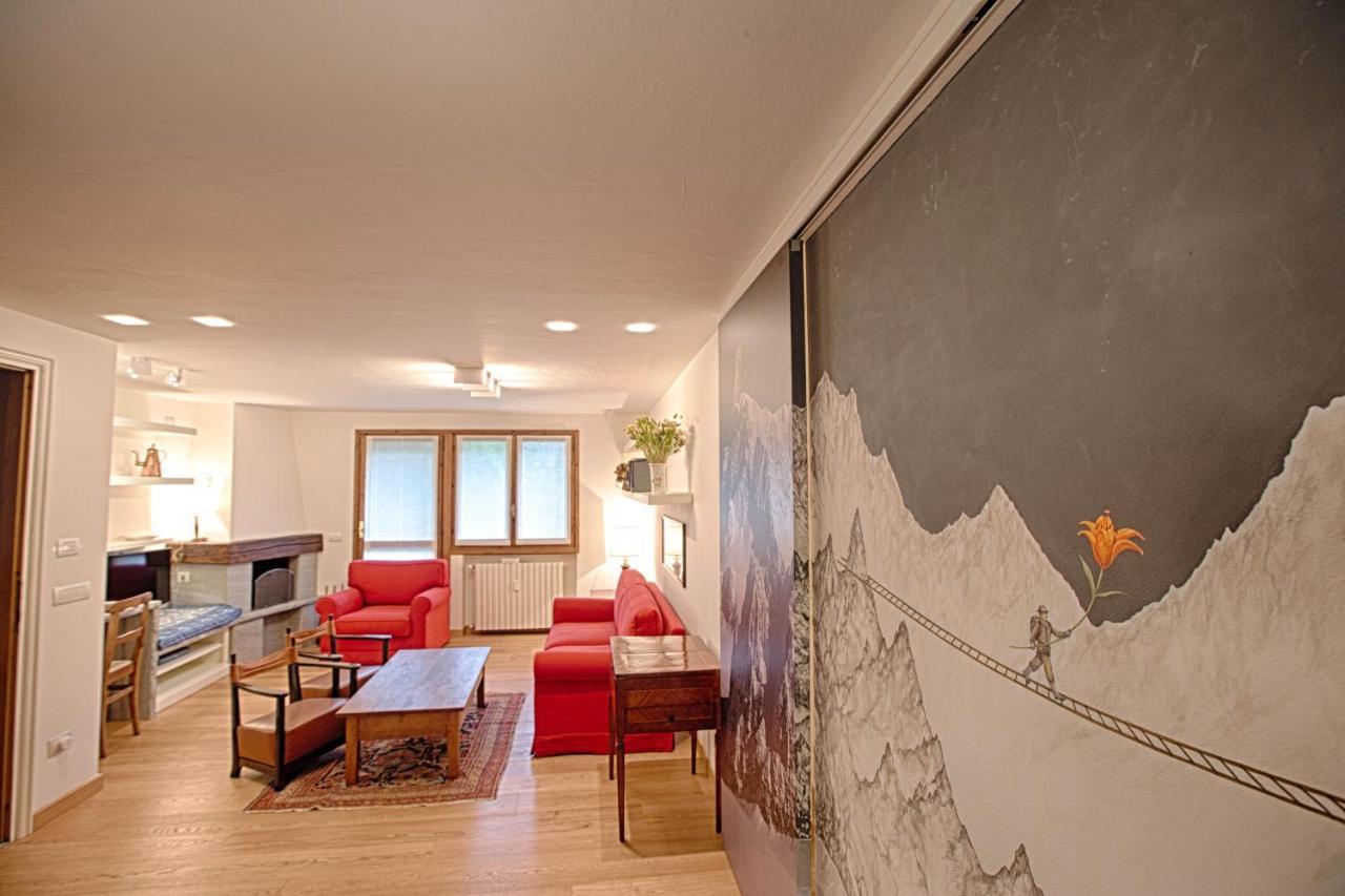 Joivy Superb Apartments For 6 With Mountain View And Garden In Courmayeur Exteriér fotografie