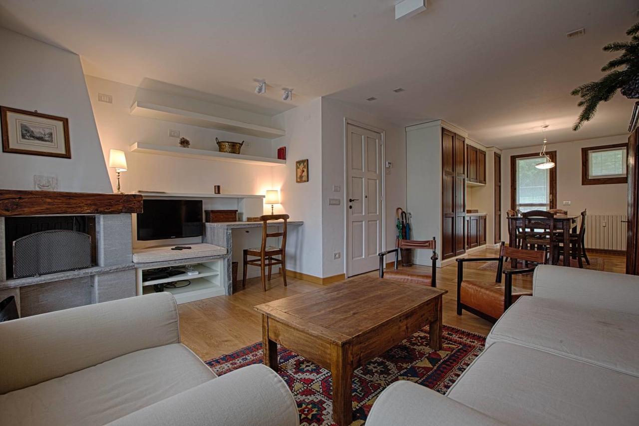 Joivy Superb Apartments For 6 With Mountain View And Garden In Courmayeur Exteriér fotografie