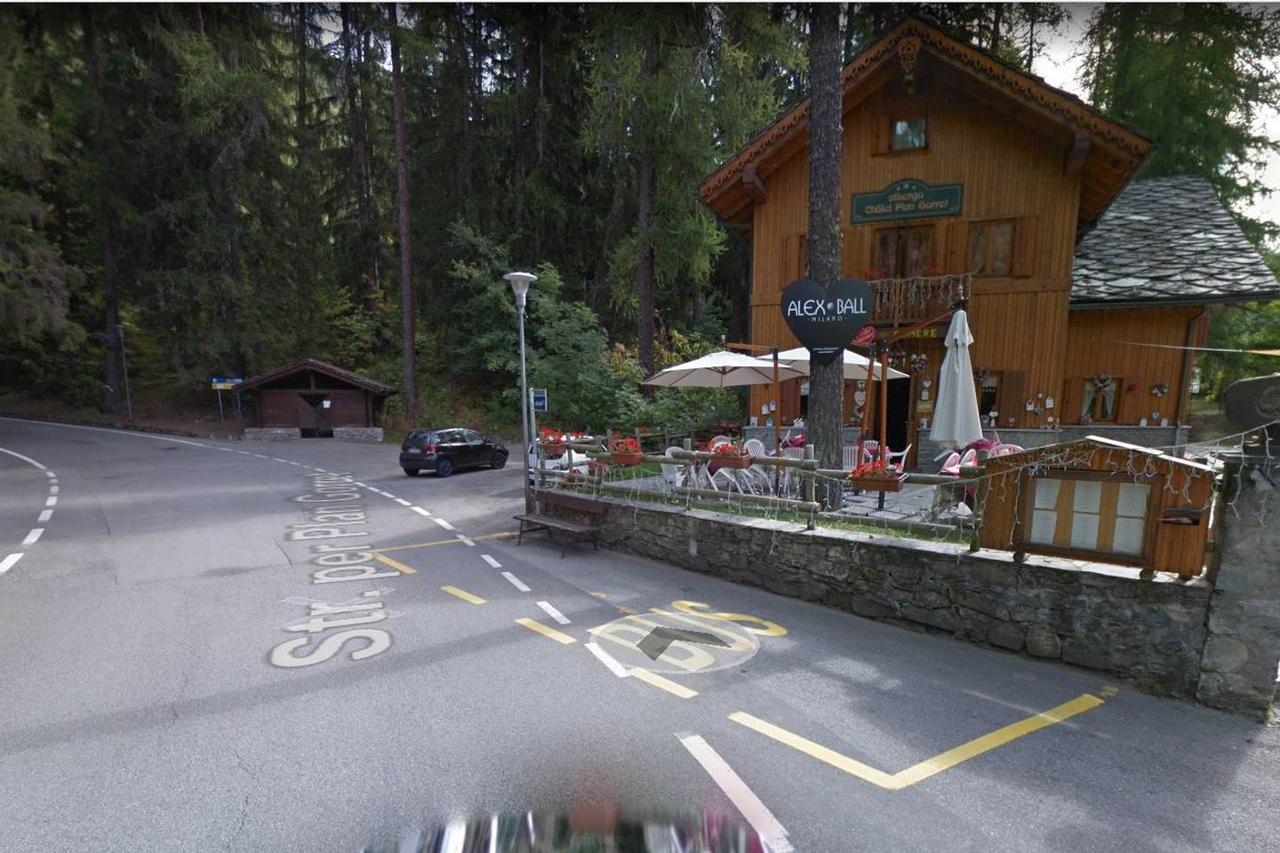 Joivy Superb Apartments For 6 With Mountain View And Garden In Courmayeur Exteriér fotografie
