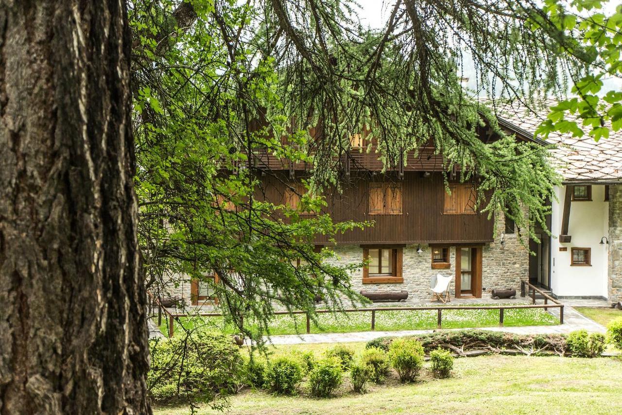 Joivy Superb Apartments For 6 With Mountain View And Garden In Courmayeur Exteriér fotografie